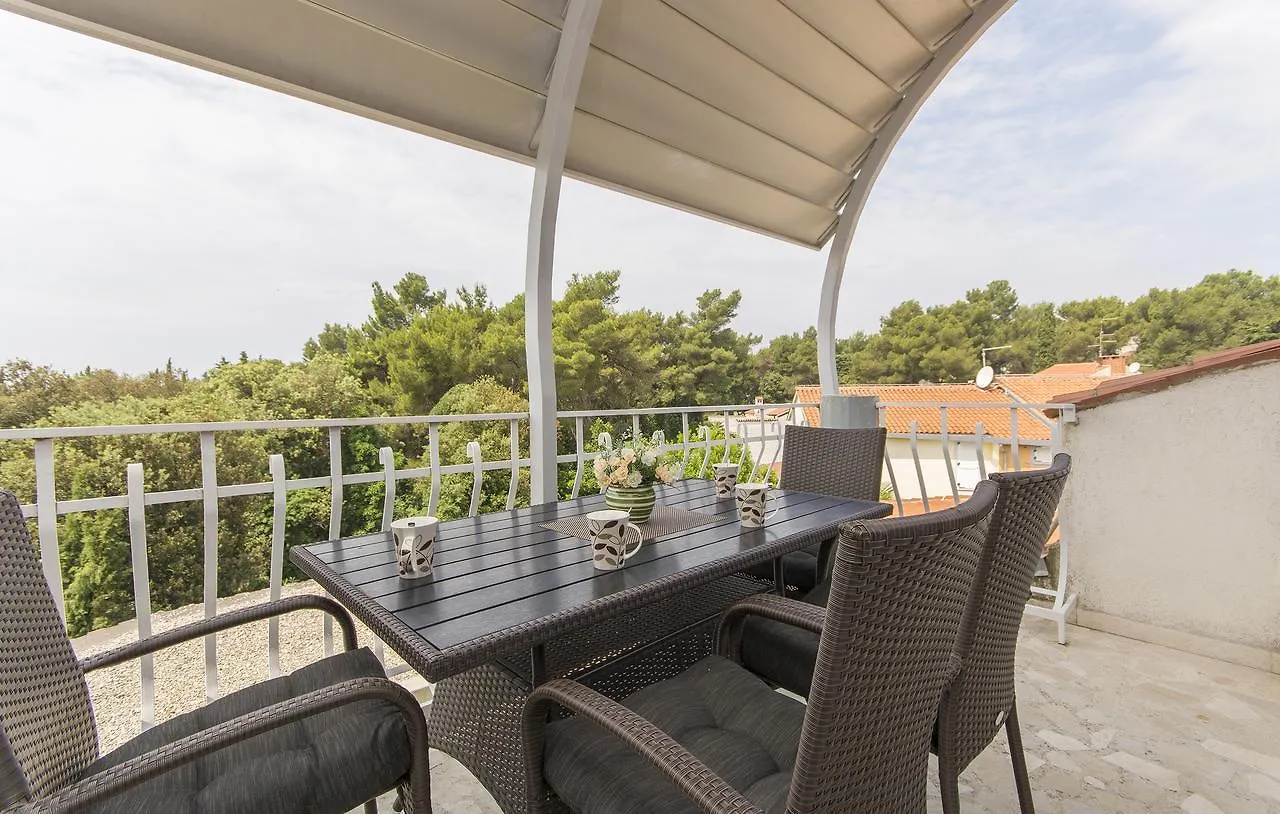 Apartments Ana - Ровинь