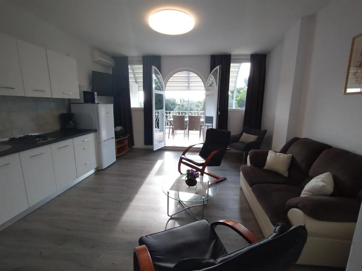 Apartments Ana - Rovinj 0*,