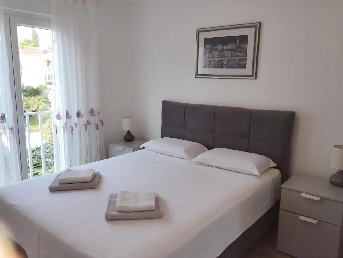 Apartments Ana - Rovinj 0*,